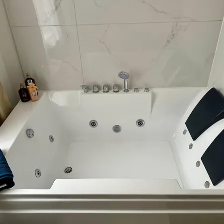 La Private Spa Blue Apartment *
